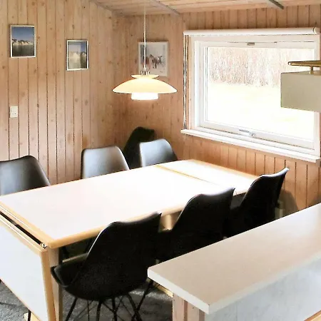 8 Person In *