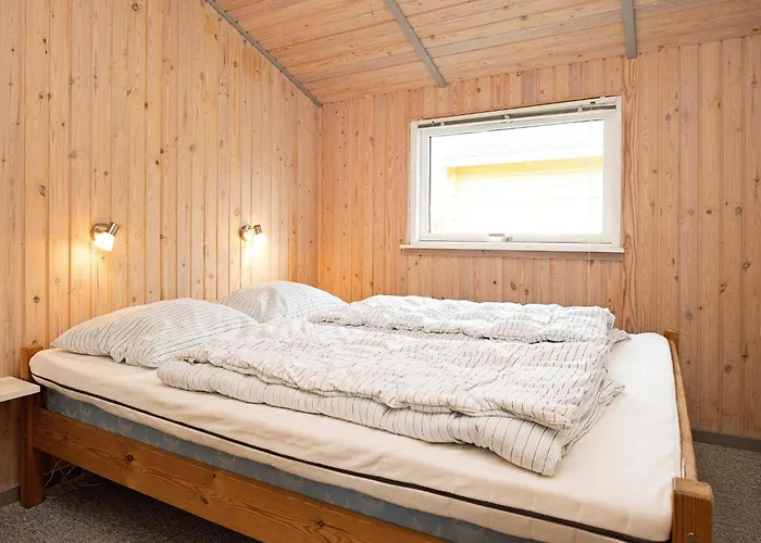 Cozy Retreat With Sauna - By Traum Стеге
